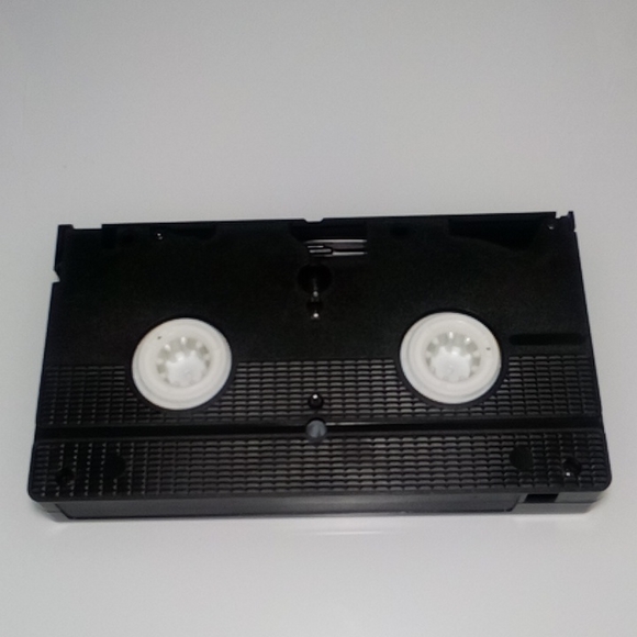 $3/15 The Trouble With Angels VHS Tape 043396602502 - Picture 5 of 6